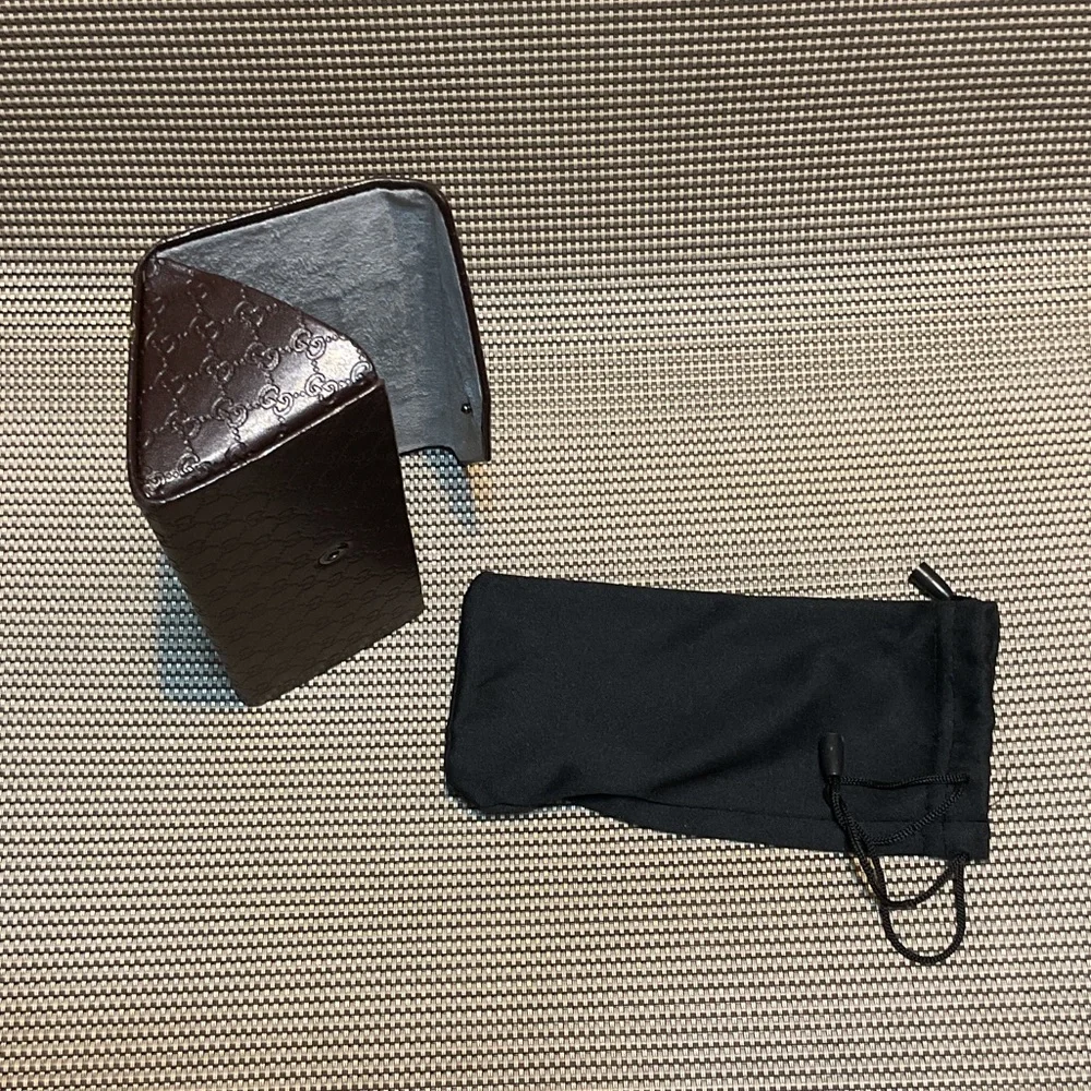 Gucci Dark Brown sunglasses case with Black Pouch - Picture 5 of 6